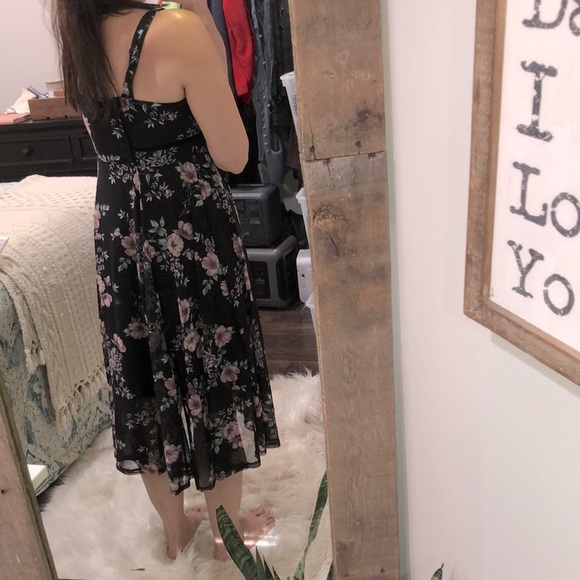 Torrid black floral dress size 0X - Picture 3 of 8
